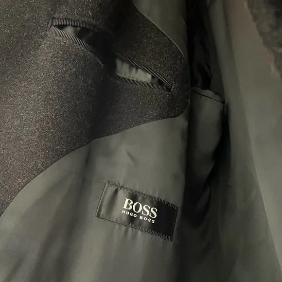 Vintage Hugo Boss Men’s Pure Wool Coat Made in Italy Size 38R